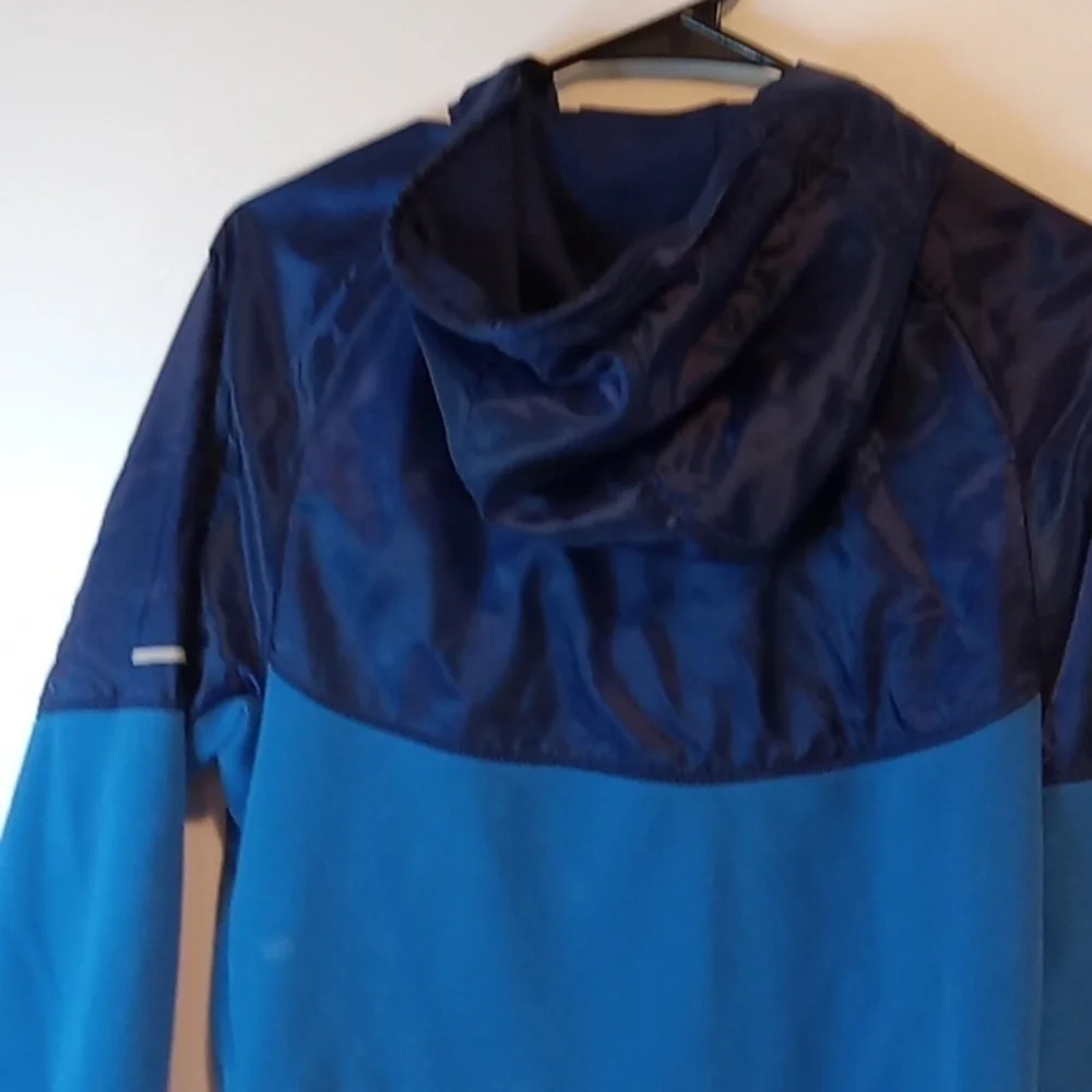 Nike Dri-Fit Livestrong Full Zip Windbreaker Hooded Jacket Women's Sz Small NICE